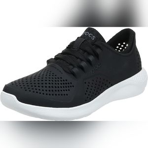 Crocs size 8 sneakers